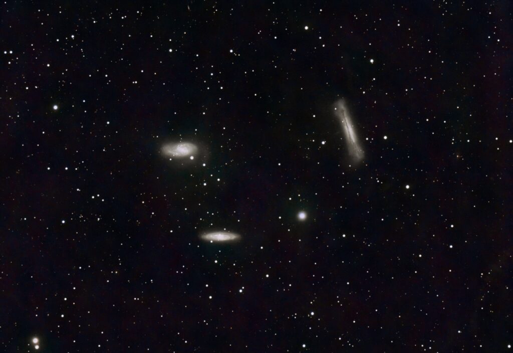 Leo Triplet - M65, M66, NGC 3628 - 84 x 180 seconds - 03/03/2025